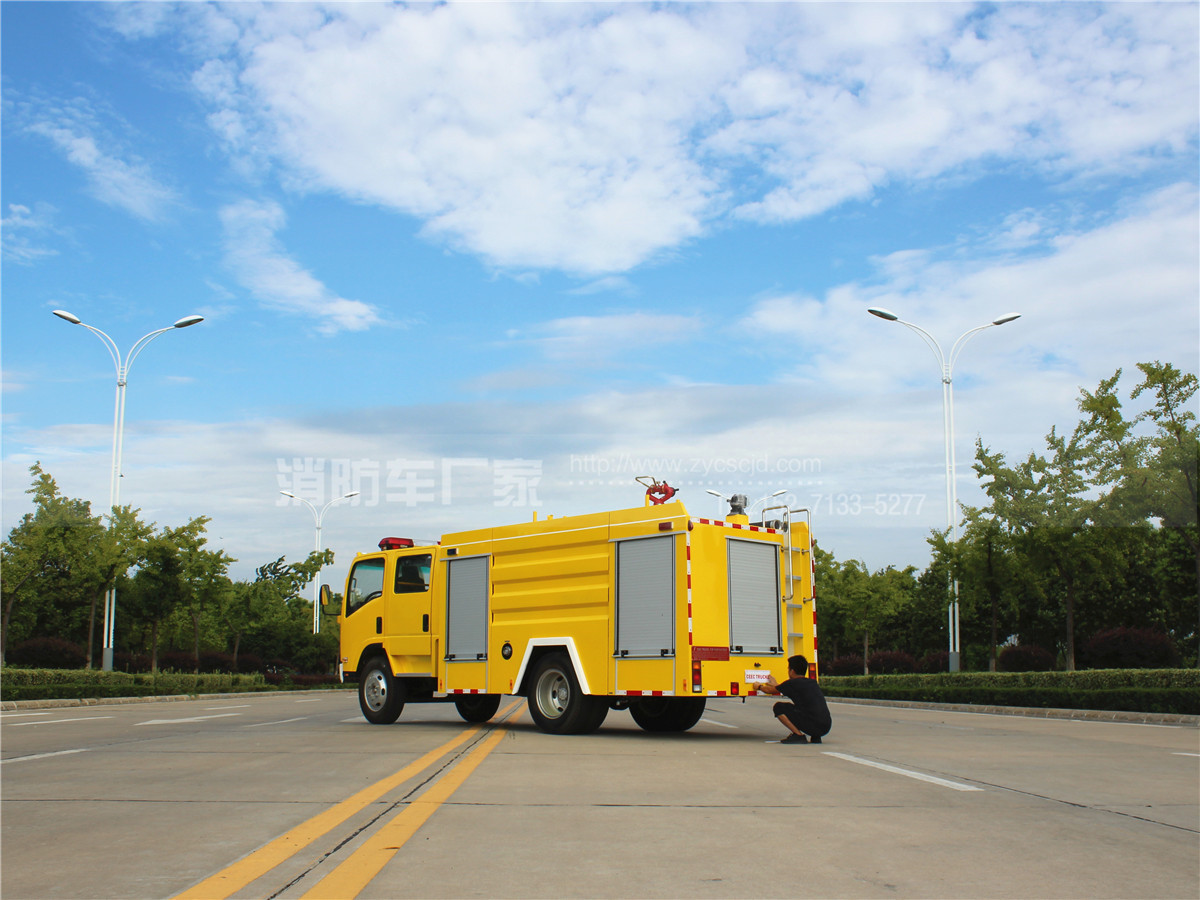 五十鈴700P水罐消防車(chē) 五十鈴700P水罐消防車(chē)
