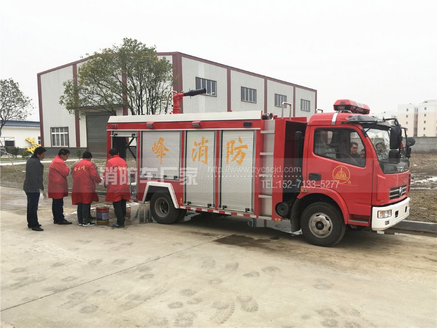 東風(fēng)多利卡單排消防車 東風(fēng)多利卡單排消防車