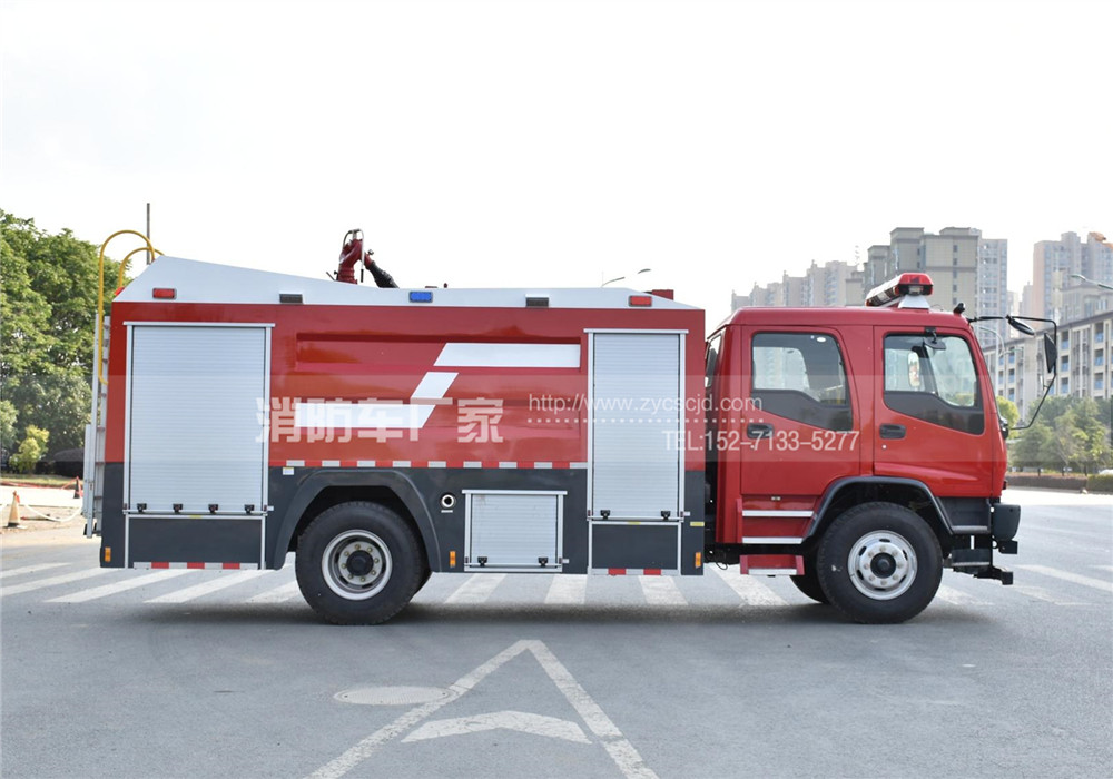 五十鈴8噸水罐消防車高清圖片 五十鈴8噸水罐消防車高清圖片